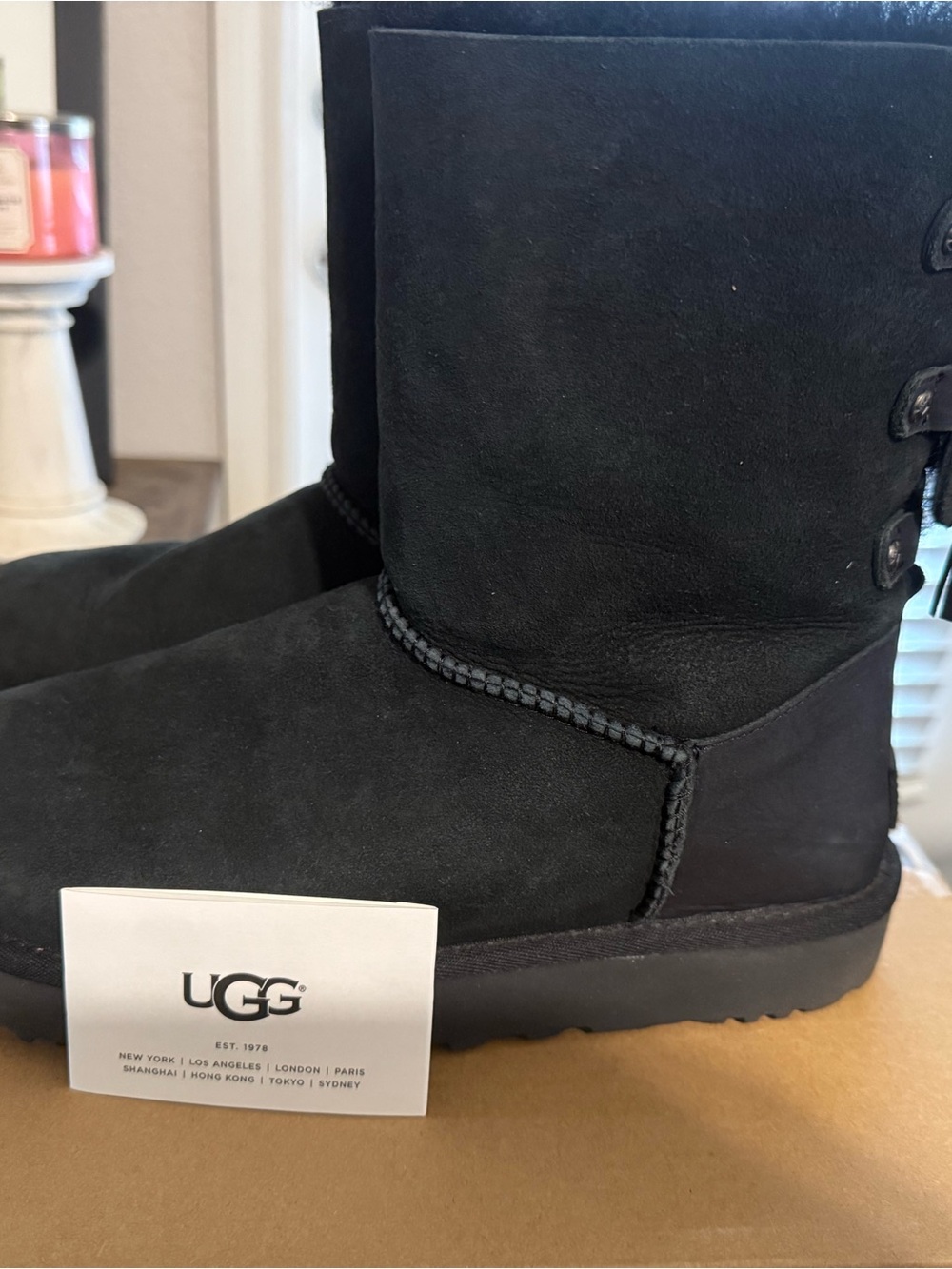 UGG Black Classic Short Suede Shearling Boots, authentic, size 9 - Picture 2 of 9